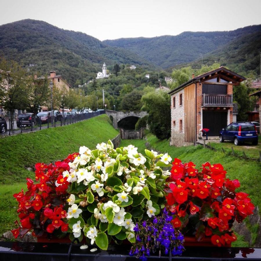 Miralago View Revine Lago Bagian luar foto